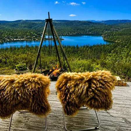 Dom wakacyjny Timber With Hot Tub And Views Heimdal