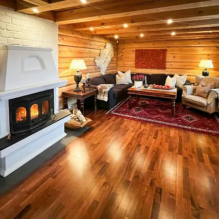 Timber With Hot Tub And Views
