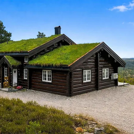 Timber With Hot Tub And Views * Heimdal